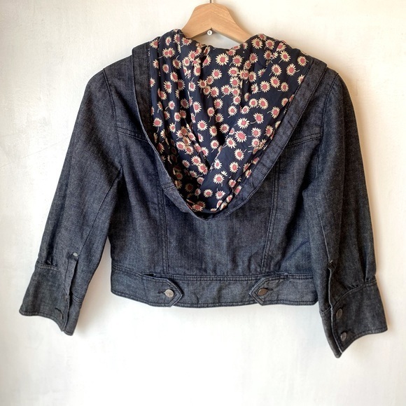 *SOLD* Anthropologie Cidra Cropped Denim Jean Jacket Size: 6 - Picture 2 of 4